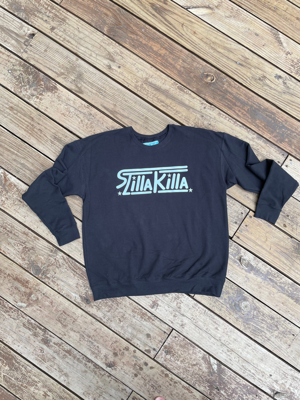 STILLAKILLA SWEATSHIRT