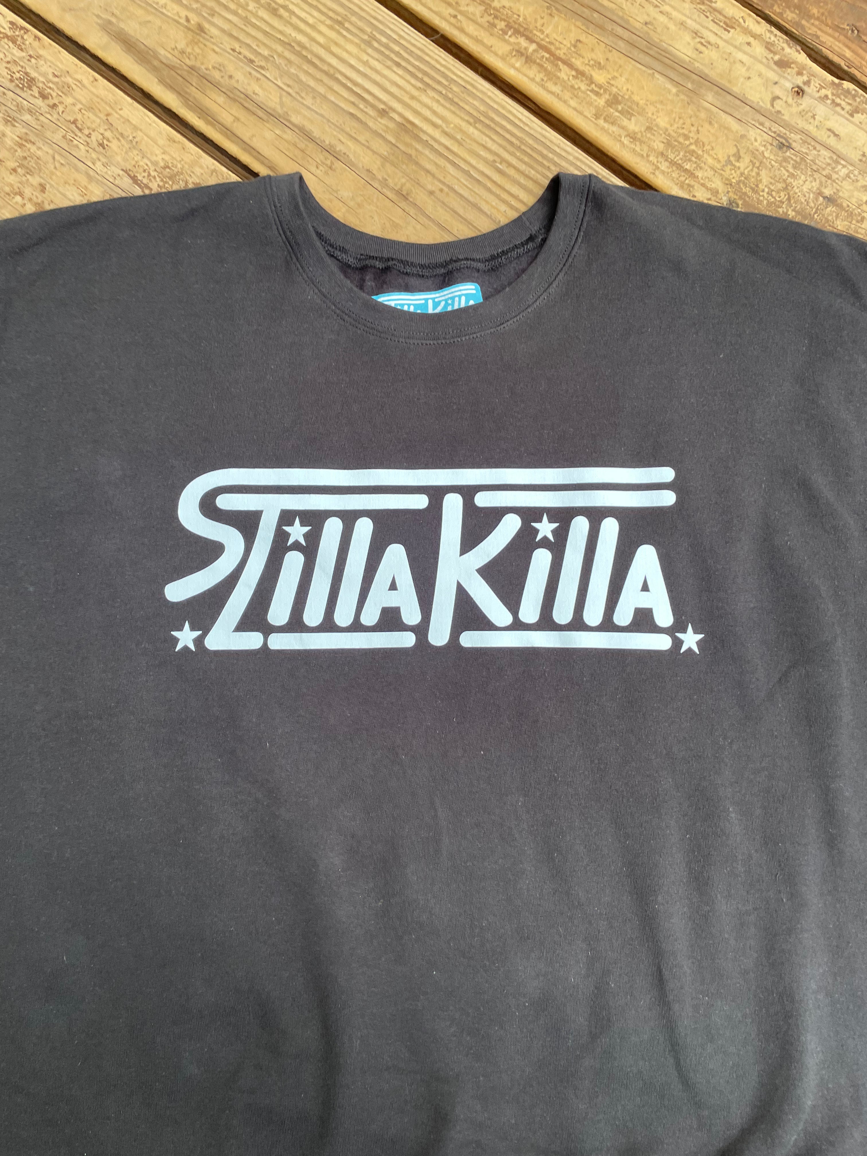 STILLAKILLA SWEATSHIRT